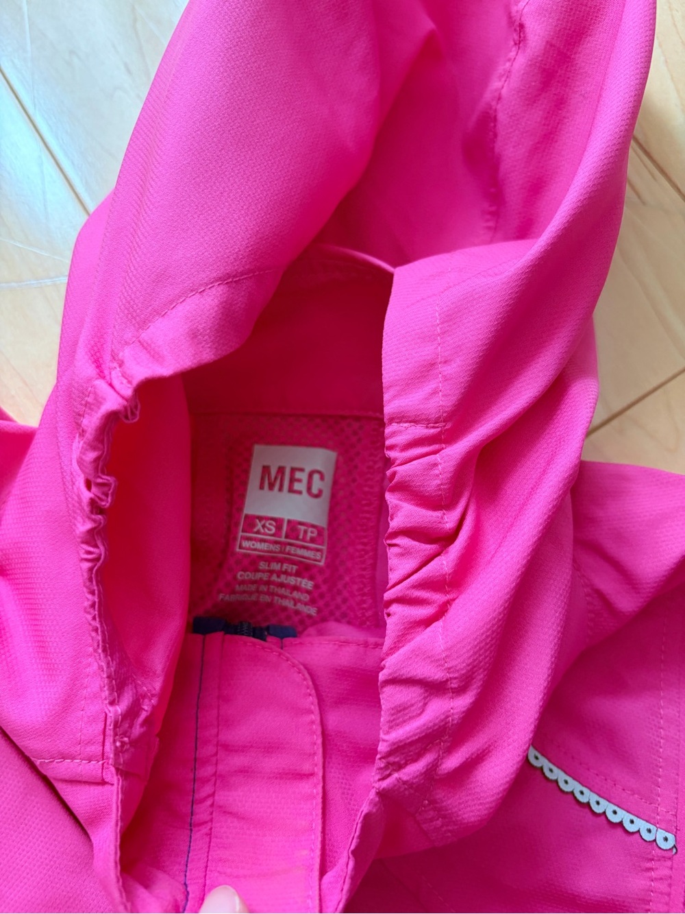 MEC Running Jacket - Picture 2 of 4